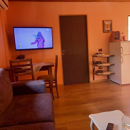 Apartment In Tirana Exteriör bild